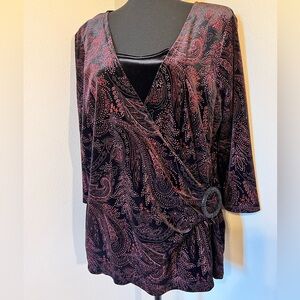 Notations Woman Luxury Metallic Velvet Top